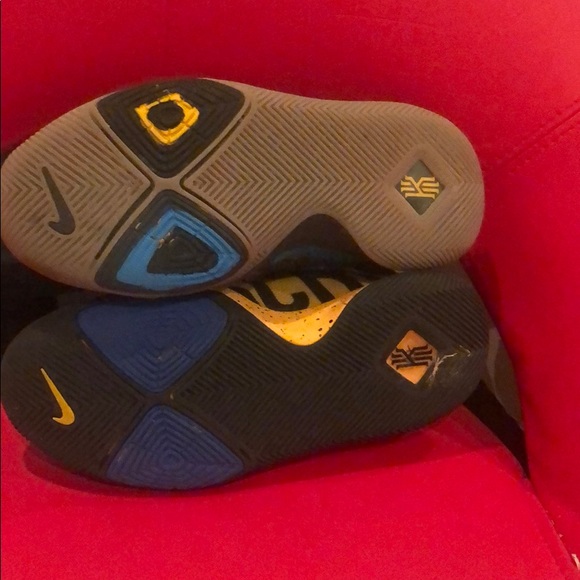 Kyrie Irving Basketball Tennis - Picture 4 of 4